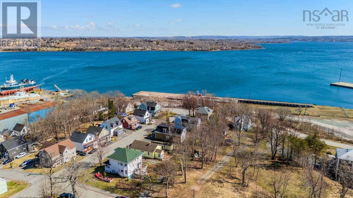 89 Welsford Street, Pictou, Nova Scotia  B0K 1H0 - Photo 5 - 202608713