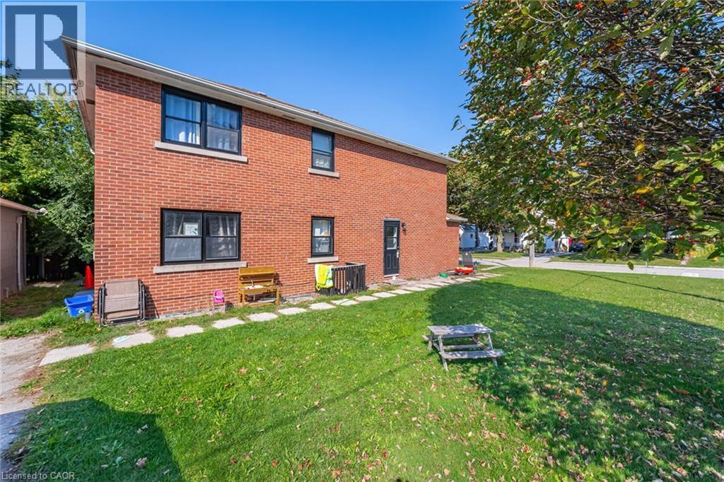 21 Beverley Street Unit# (Lower), Waterloo, Ontario  N2L 2H5 - Photo 2 - 40824992