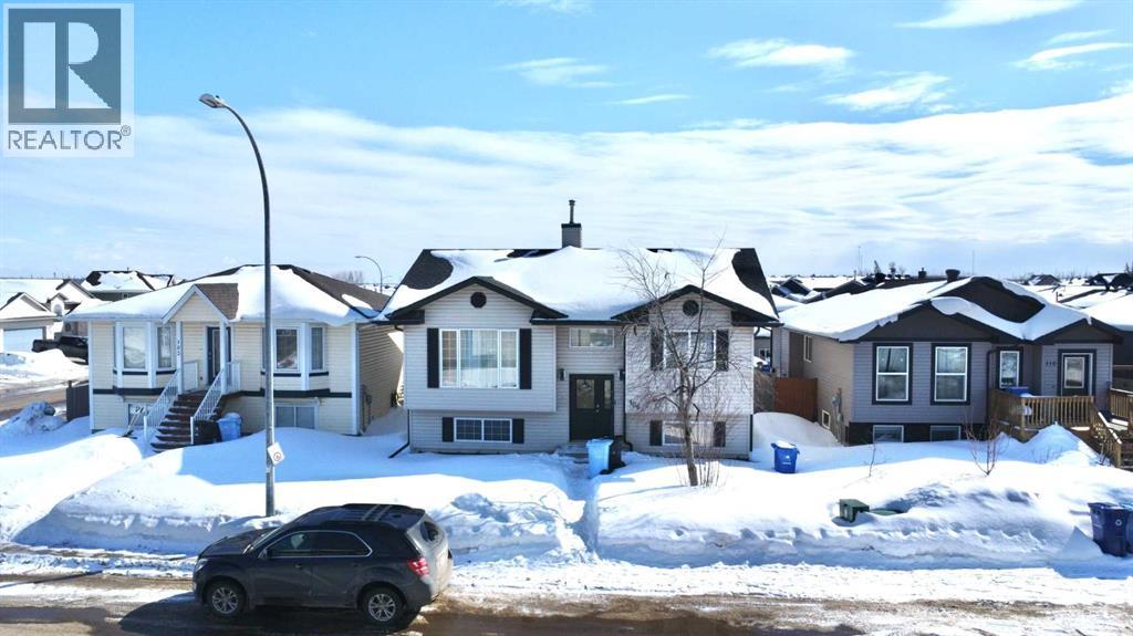 106 Atkinson Lane, Fort McMurray, Alberta