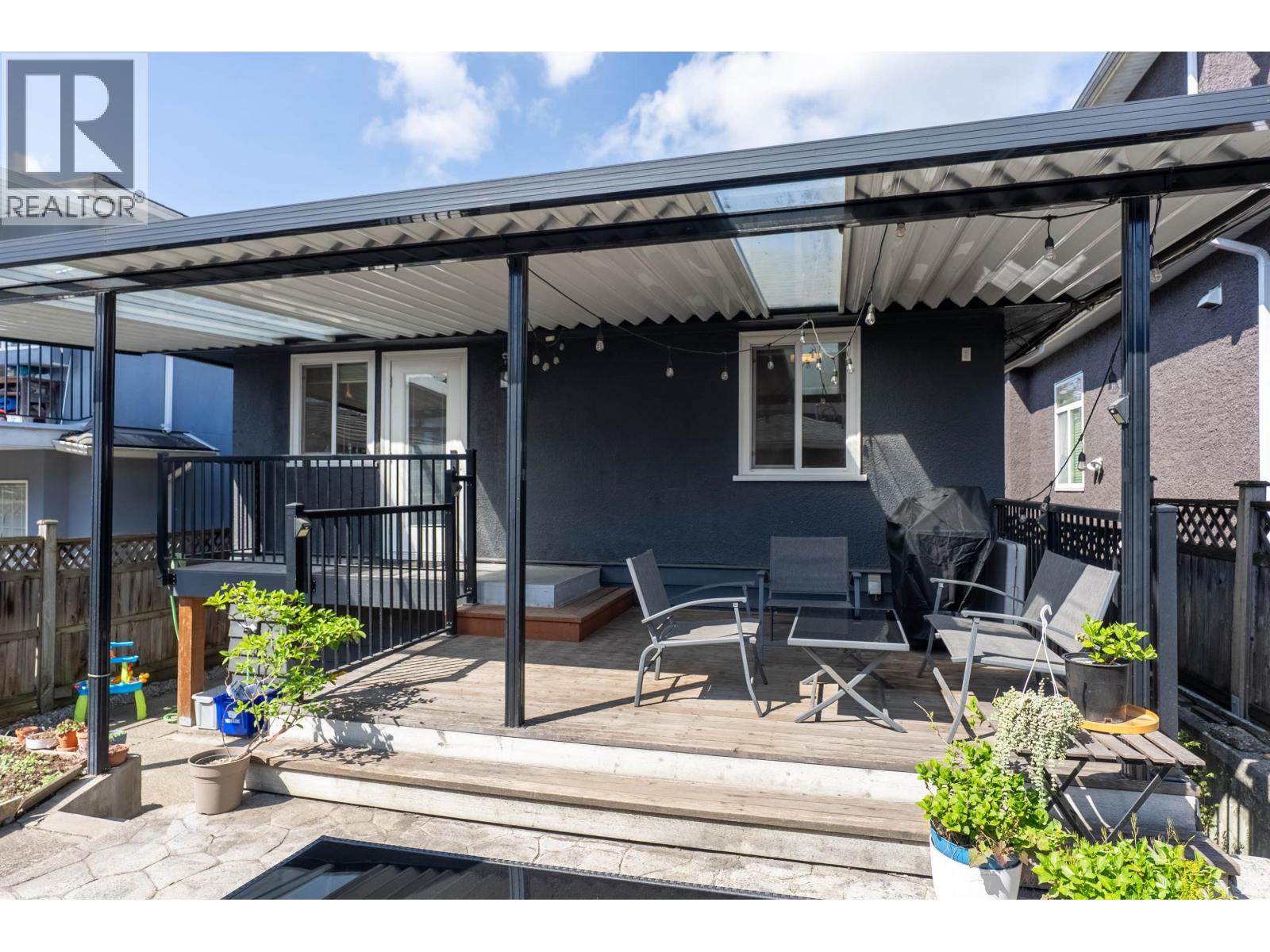 2576 E 27th Avenue, Vancouver, British Columbia  V5R 1N1 - Photo 25 - R3116832