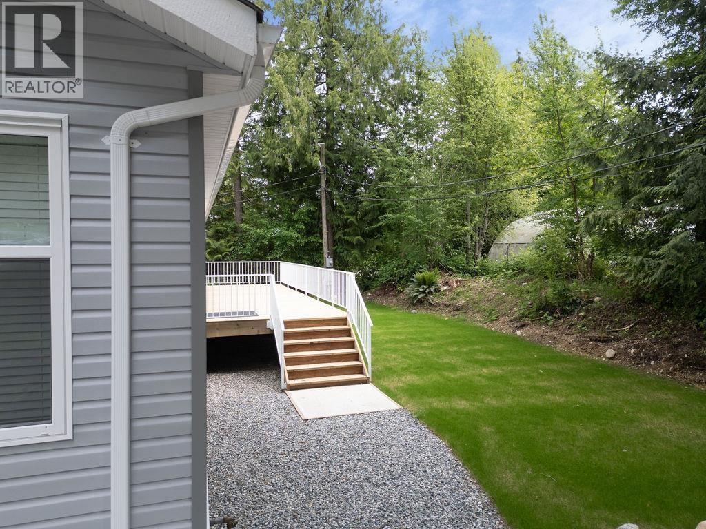 11 1416 North Road, Gibsons, British Columbia  V0N 1V1 - Photo 11 - R3116843