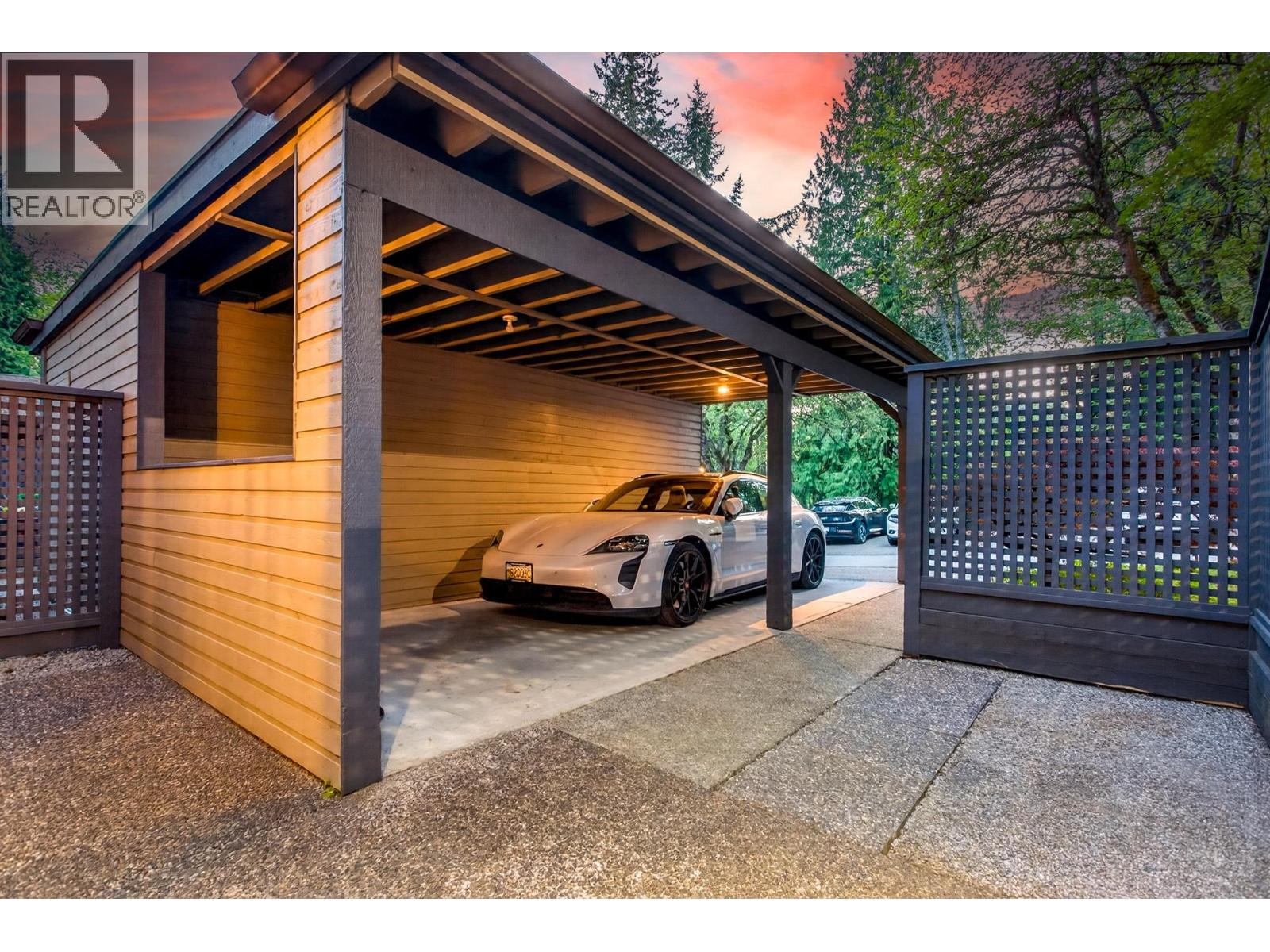 8218 Forest Grove Drive, Burnaby, British Columbia  V5A 4G9 - Photo 36 - R3116771