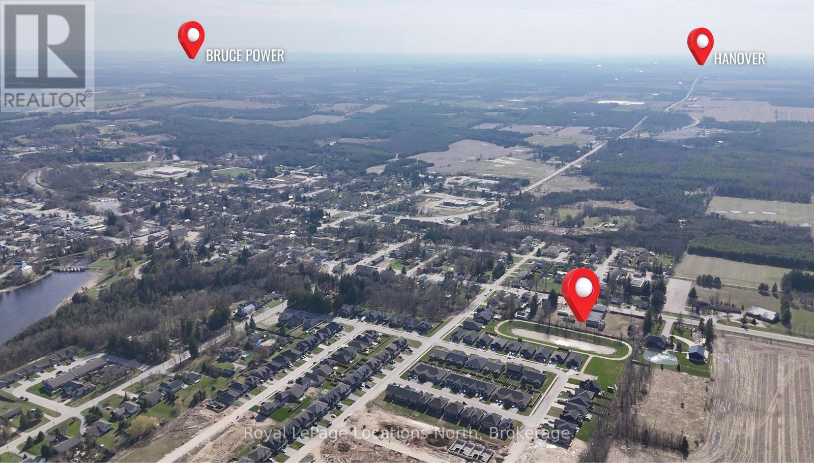 705 Garafraxa Street N, West Grey, Ontario  N0G 1R0 - Photo 3 - X13054400