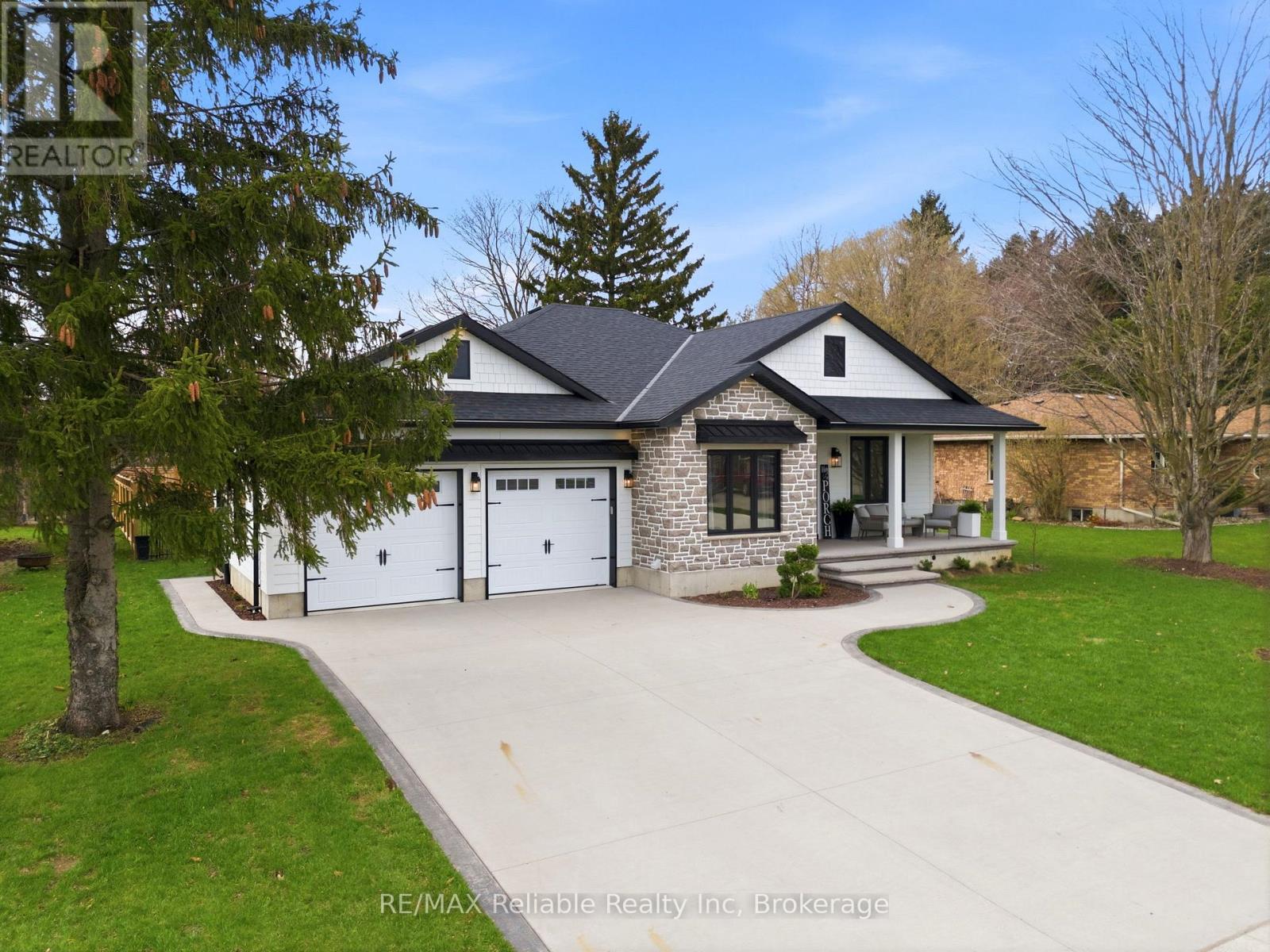 69 Ransford Street, Central Huron, Ontario  N0M 1L0 - Photo 3 - X13054402