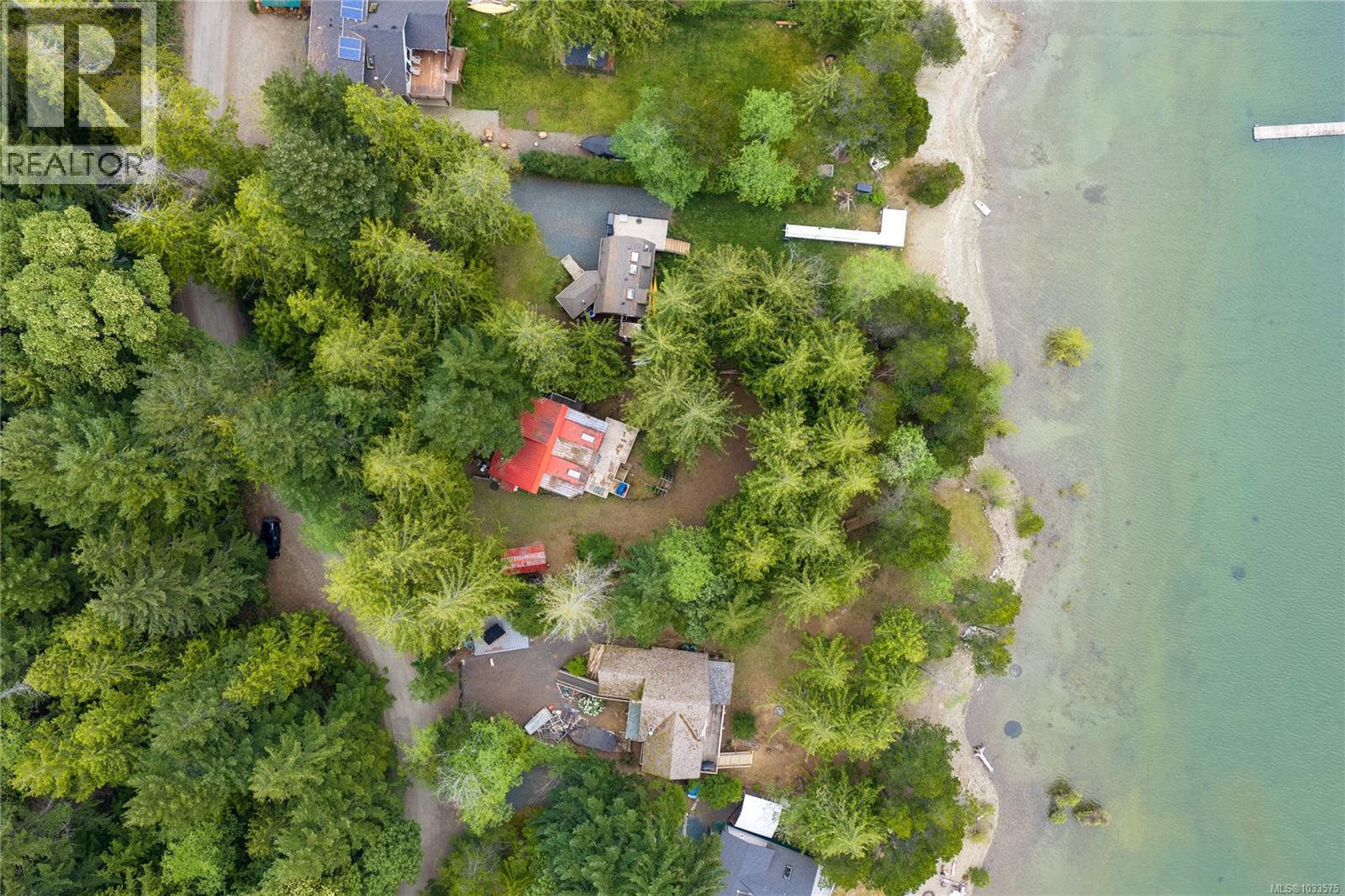 3144 Bay Rd, Qualicum Beach, British Columbia