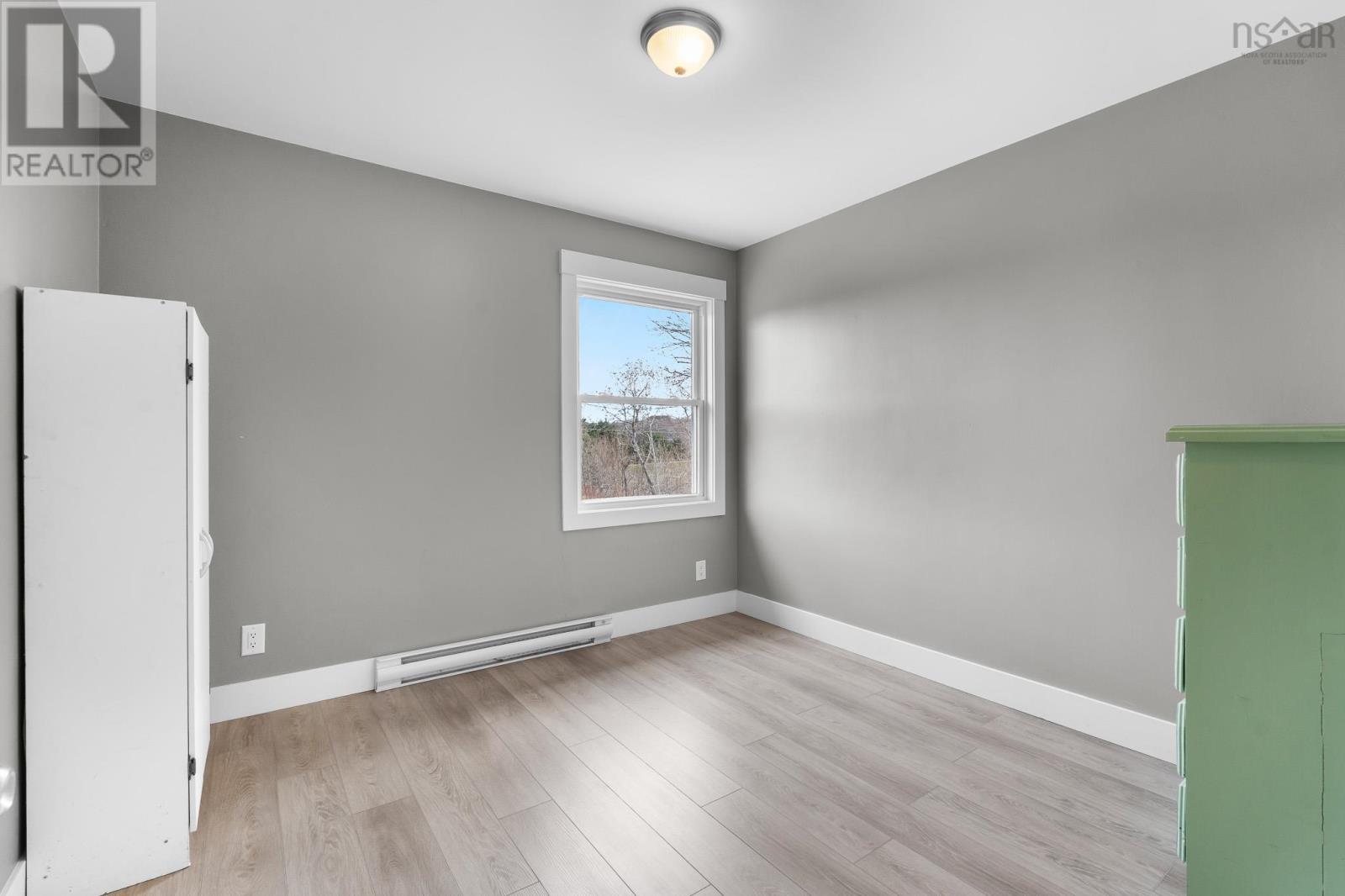 388 Cobequid Road, Lower Sackville, Nova Scotia  B4C 3X5 - Photo 9 - 202608849