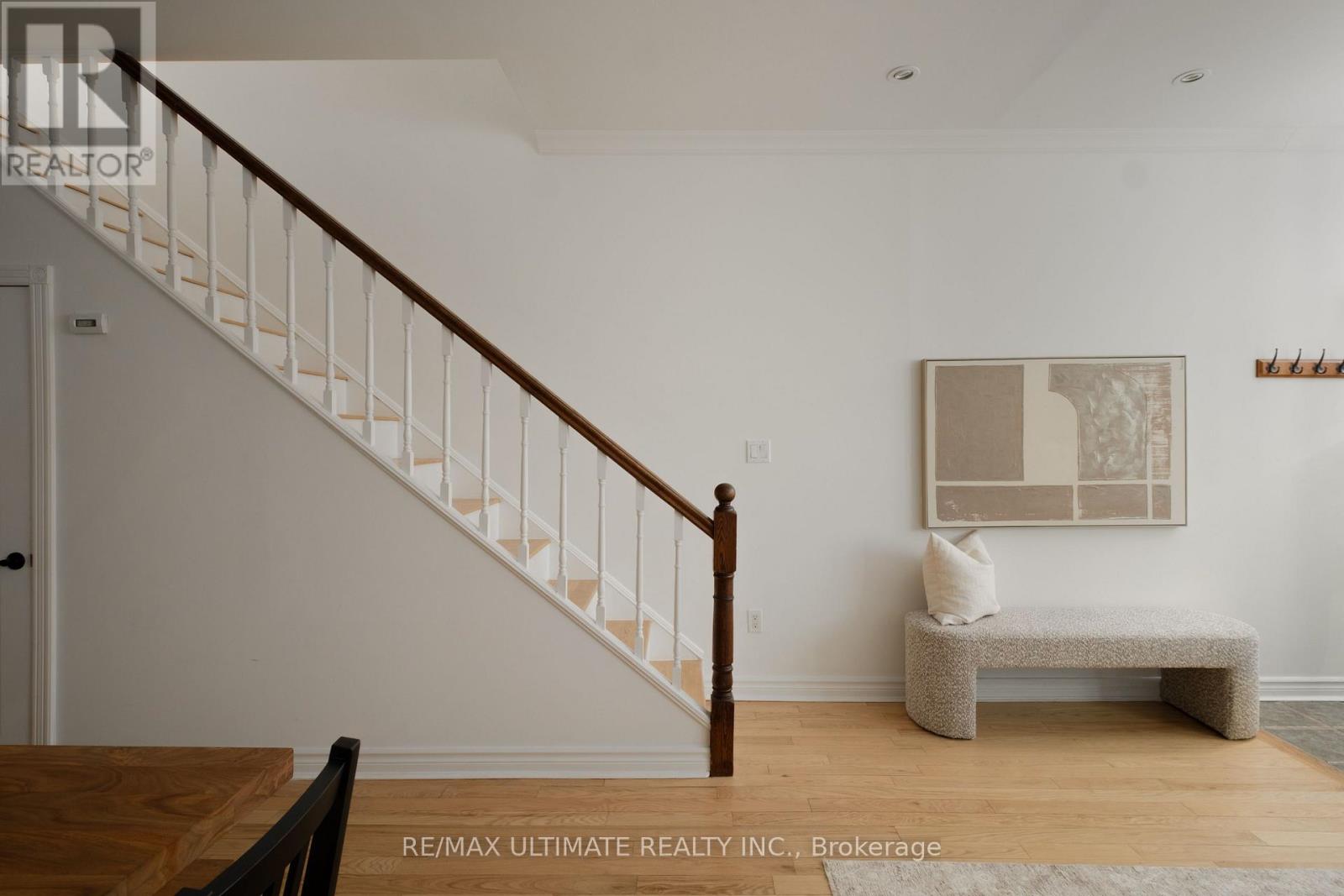 32 Lindsey Avenue, Toronto, Ontario  M6H 1E1 - Photo 2 - C13054368