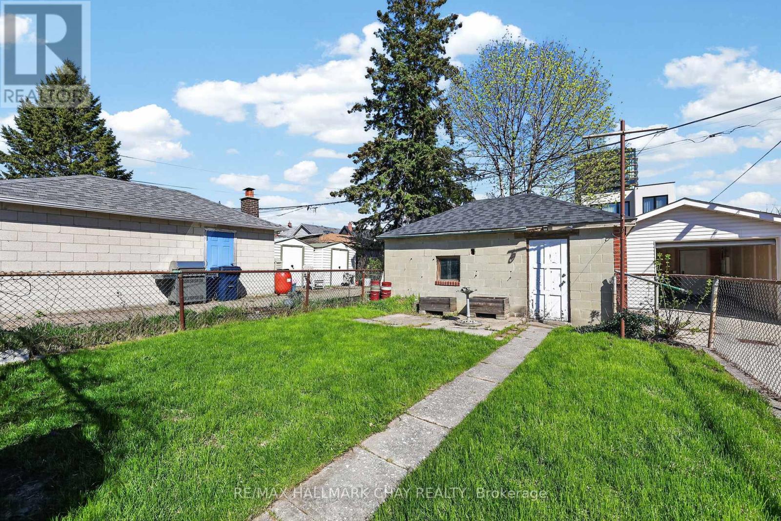 78 Clovelly Avenue, Toronto, Ontario  M6E 2E6 - Photo 36 - C13054428