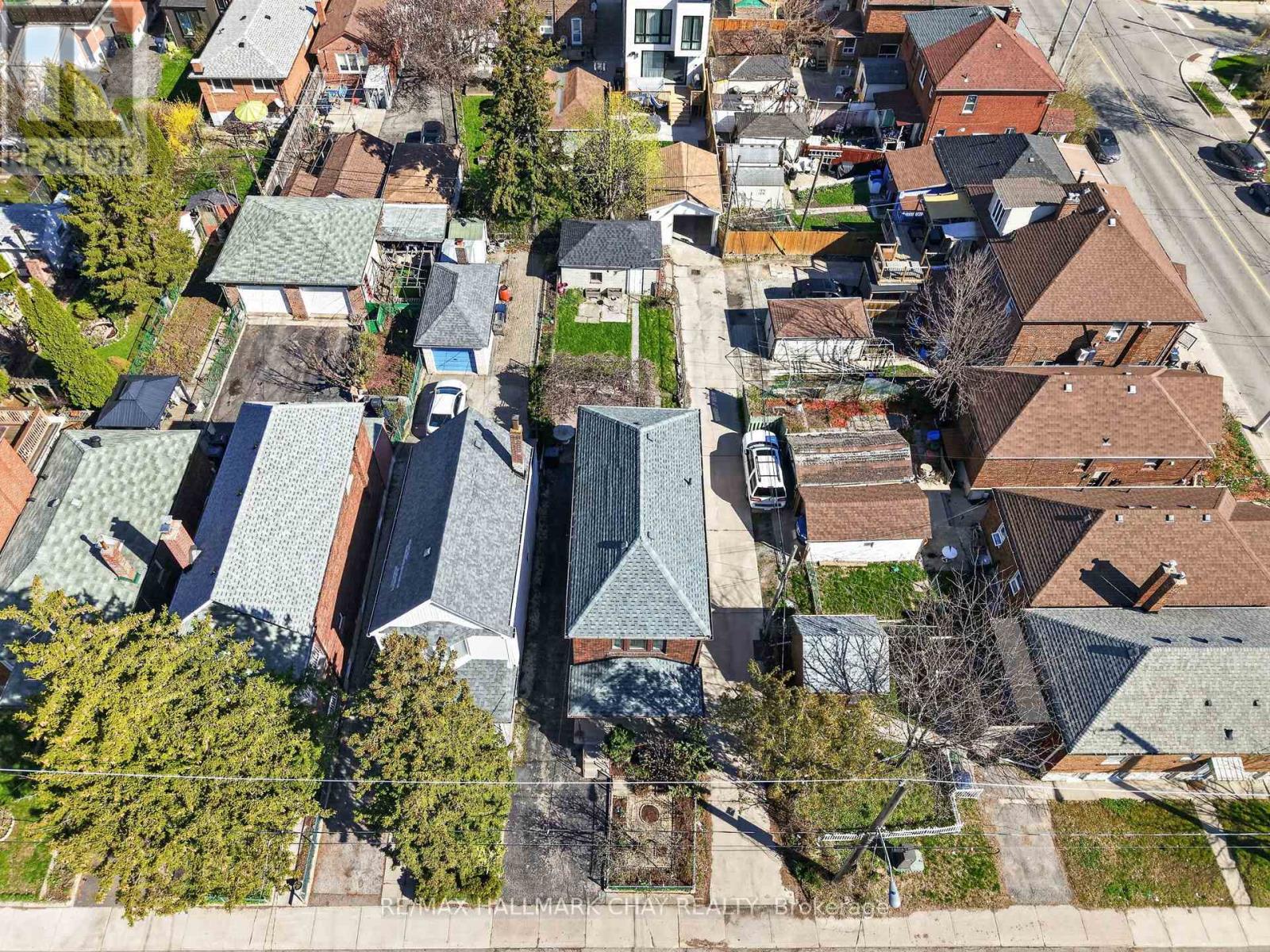 78 Clovelly Avenue, Toronto, Ontario  M6E 2E6 - Photo 42 - C13054428