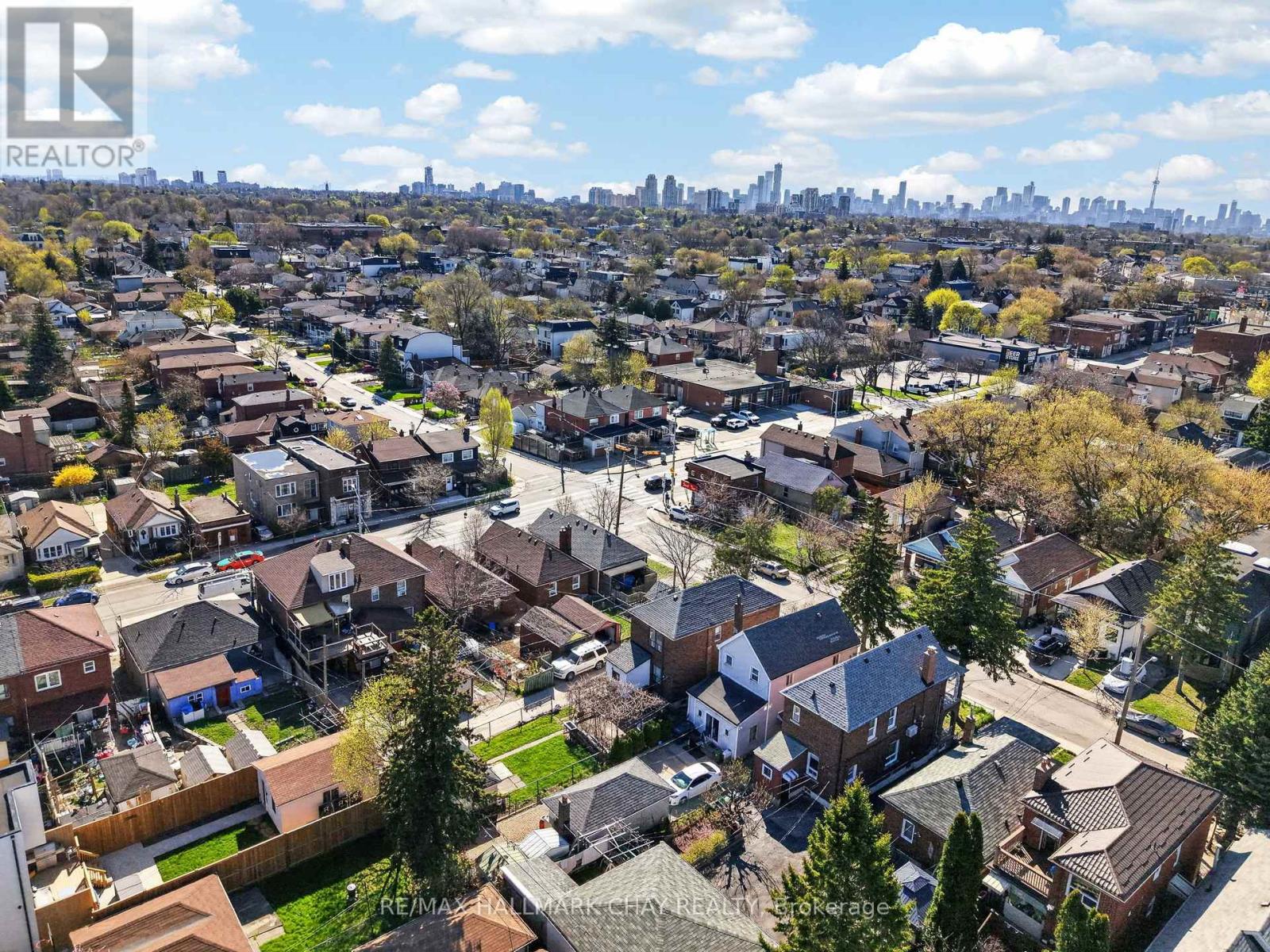 78 Clovelly Avenue, Toronto, Ontario  M6E 2E6 - Photo 45 - C13054428