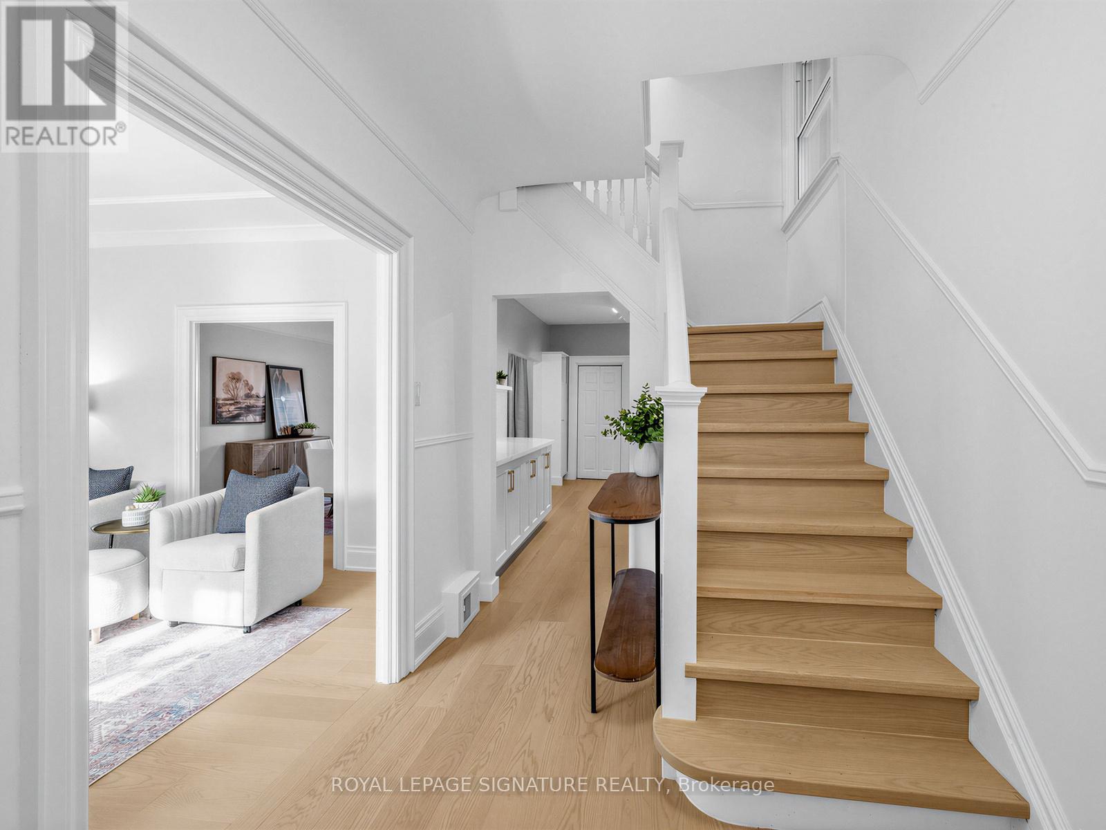 29 Grace Street, Toronto, Ontario  M6J 2S4 - Photo 3 - C13054440