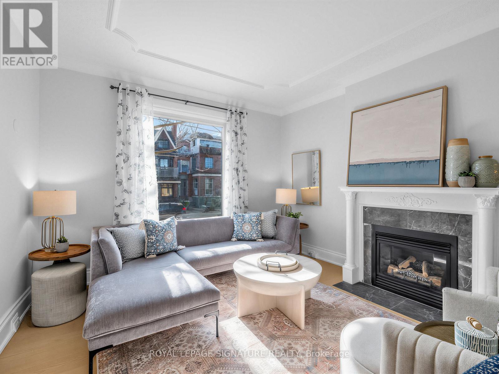 29 Grace Street, Toronto, Ontario  M6J 2S4 - Photo 5 - C13054440