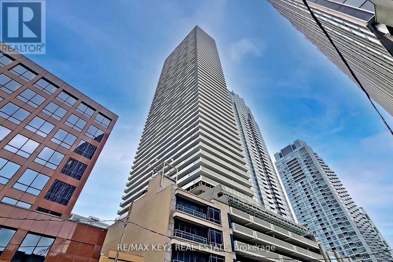 4510 - 2221 YONGE STREET, Toronto, Ontario