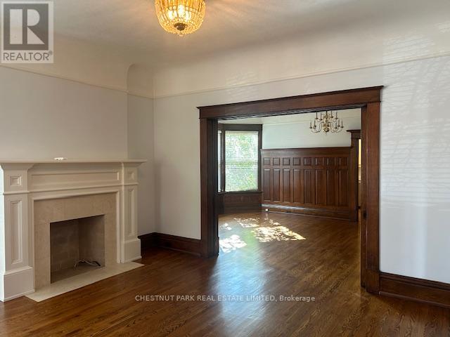 Main - 662 Broadview Avenue, Toronto, Ontario  M4K 2P1 - Photo 5 - E13054370