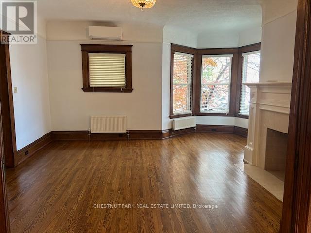 Main - 662 Broadview Avenue, Toronto, Ontario  M4K 2P1 - Photo 6 - E13054370