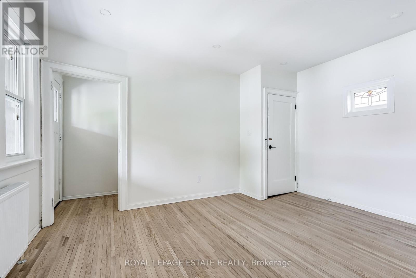 44 Wineva Avenue, Toronto, Ontario  M4E 2S9 - Photo 22 - E13054430