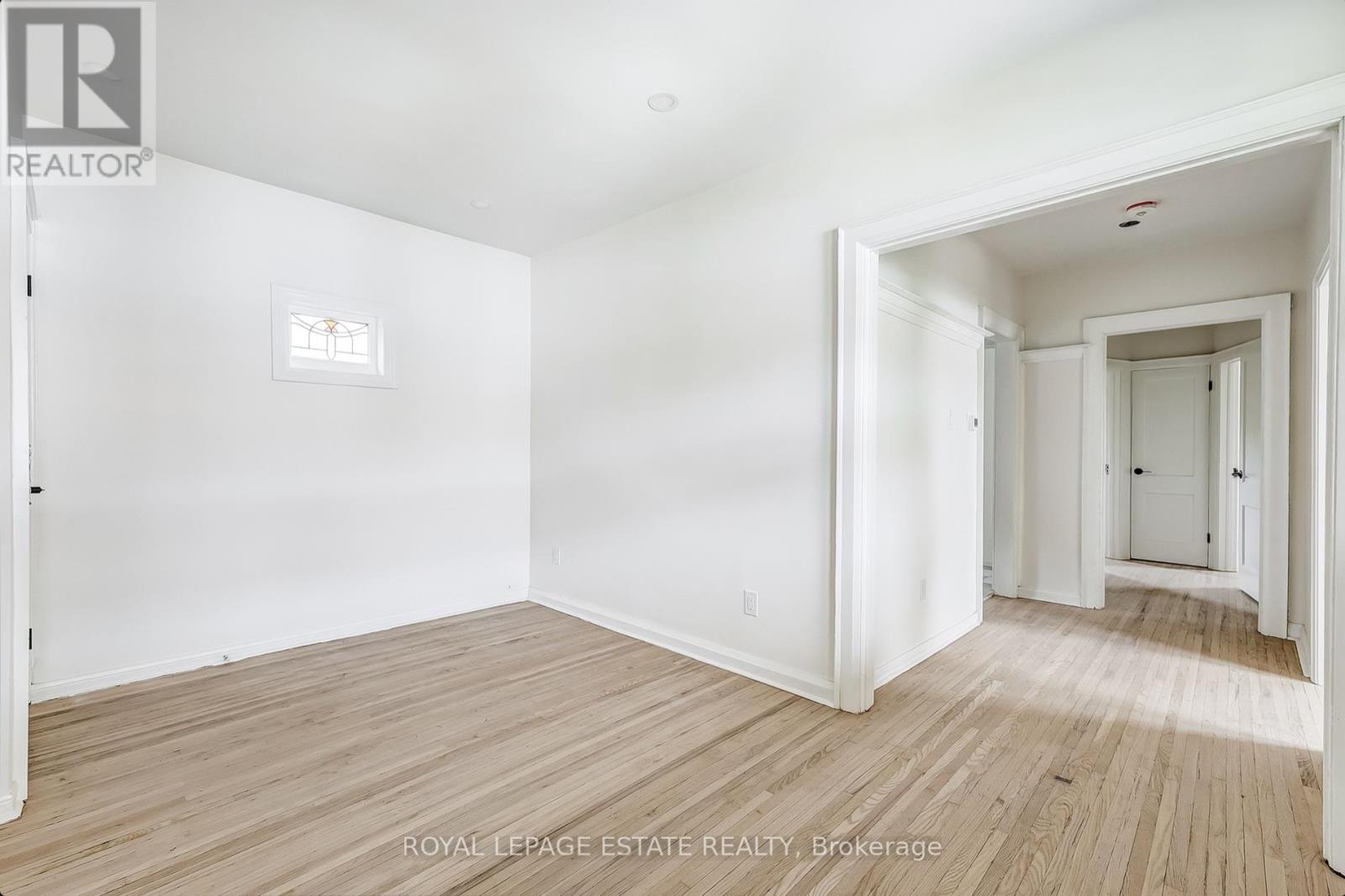 44 Wineva Avenue, Toronto, Ontario  M4E 2S9 - Photo 23 - E13054430