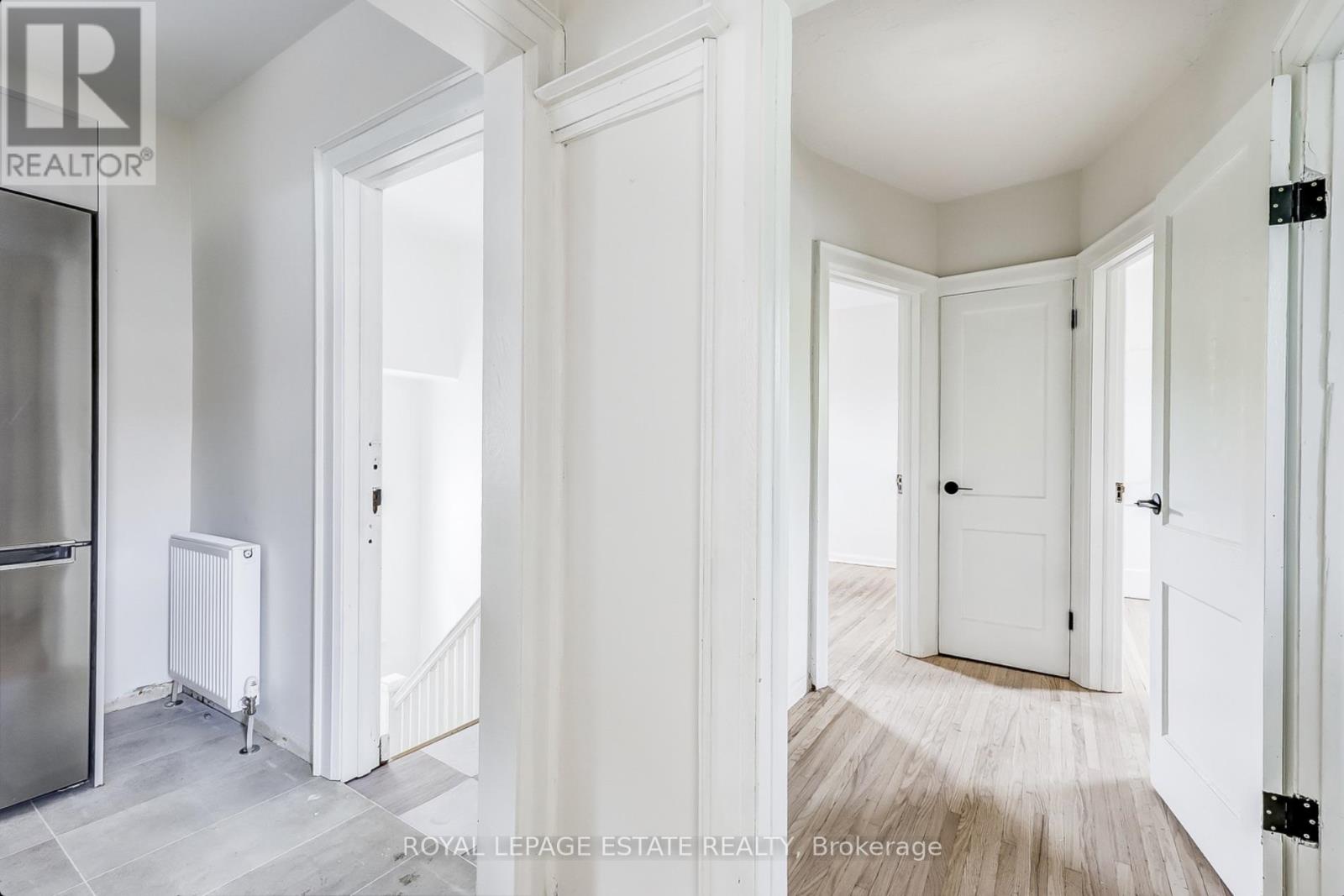 44 Wineva Avenue, Toronto, Ontario  M4E 2S9 - Photo 26 - E13054430