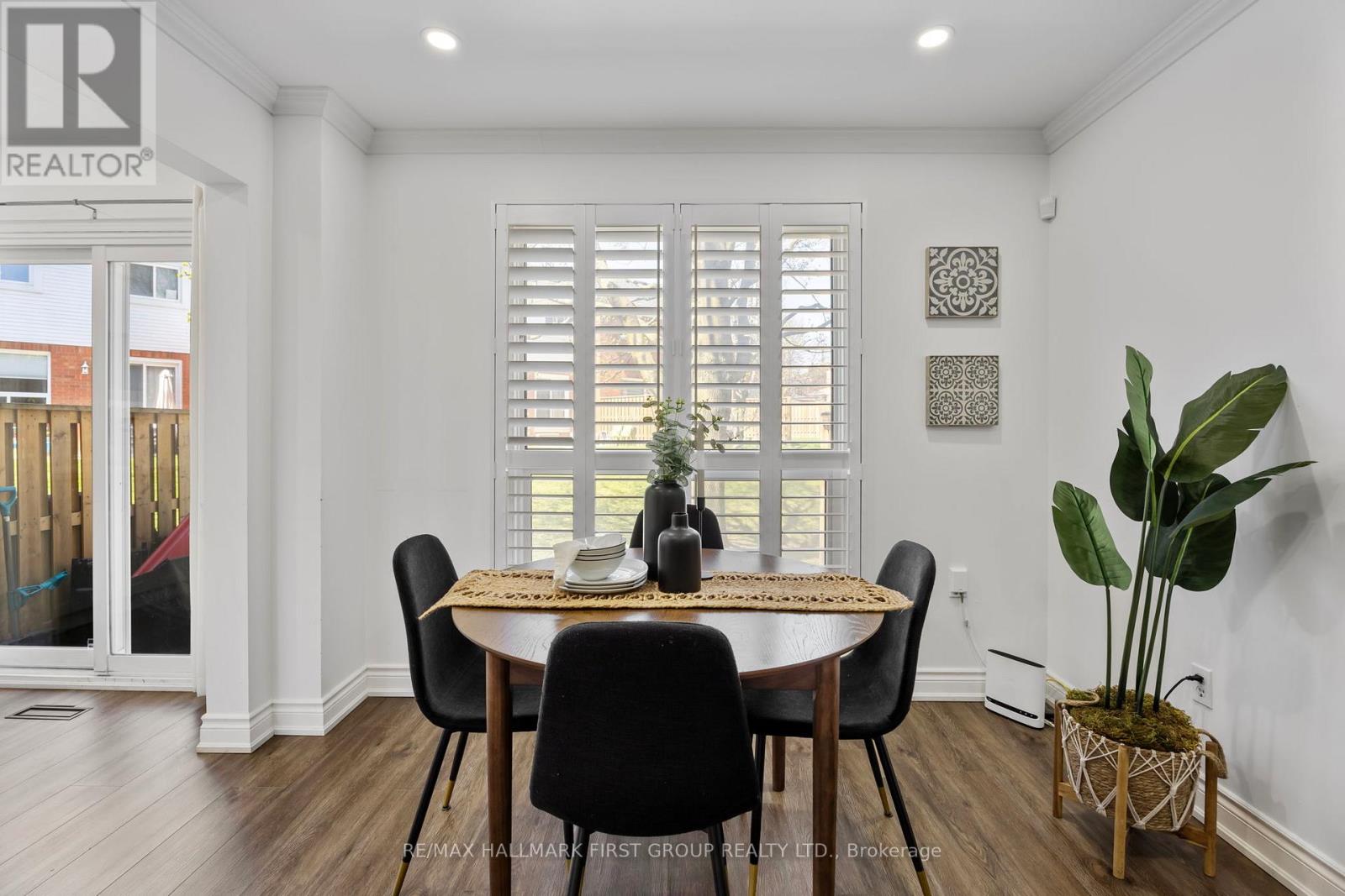 216 - 10 Bassett Boulevard, Whitby, Ontario  L1N 9C8 - Photo 11 - E13054436