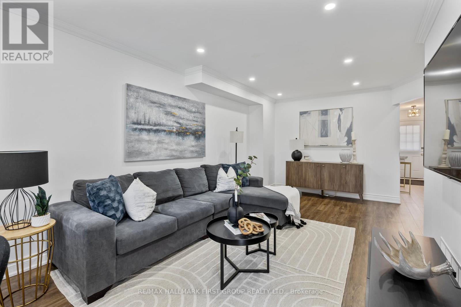 216 - 10 Bassett Boulevard, Whitby, Ontario  L1N 9C8 - Photo 9 - E13054436