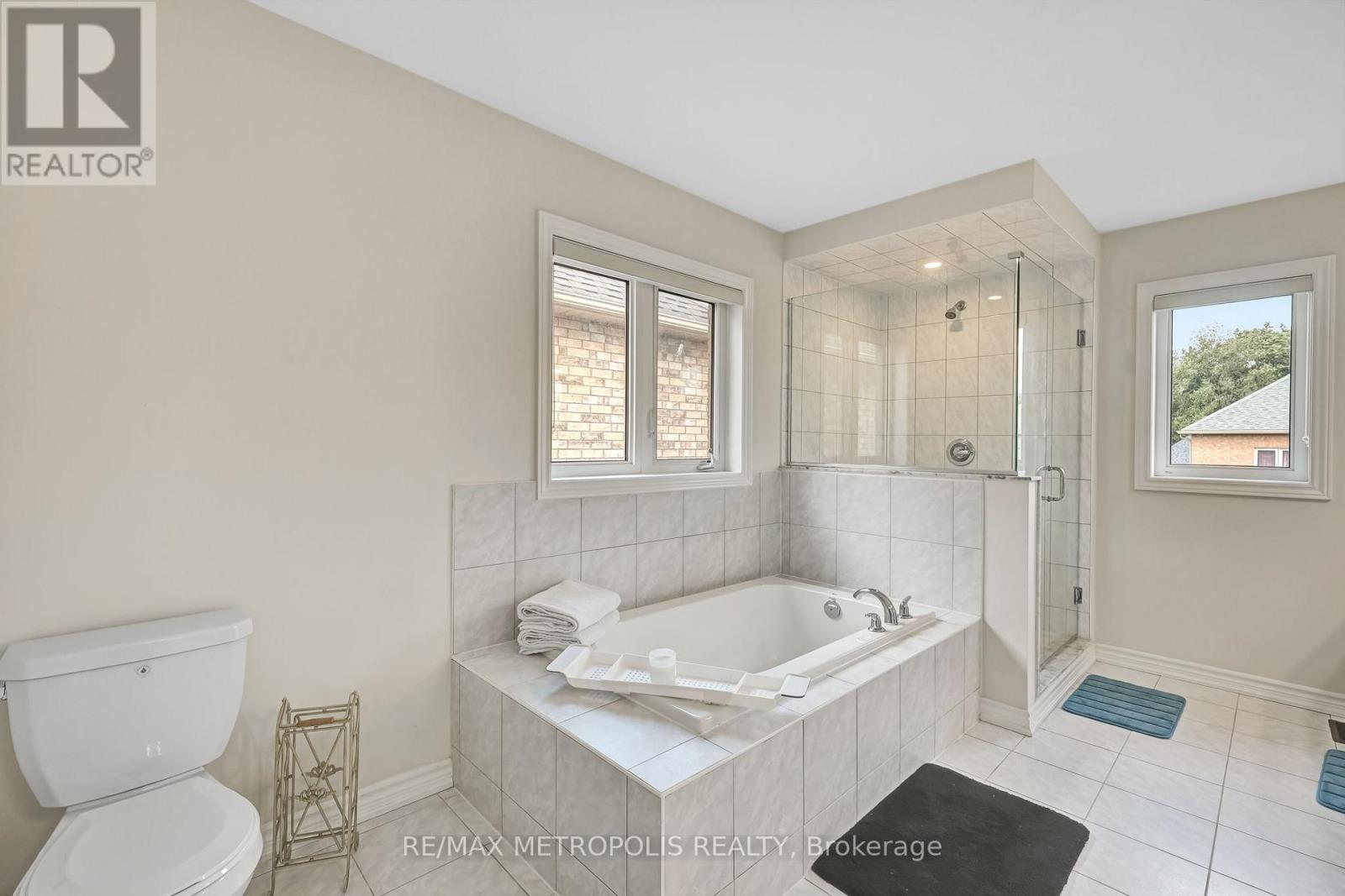 15 Douglas Kemp Crescent, Clarington, Ontario  L1C 7E3 - Photo 38 - E13054452