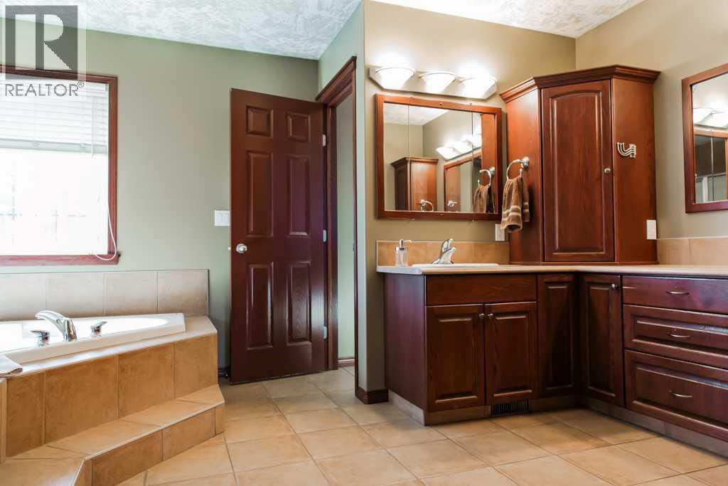 90003 Hwy 672, County Of, Alberta  T0H 3C0 - Photo 28 - A2305947