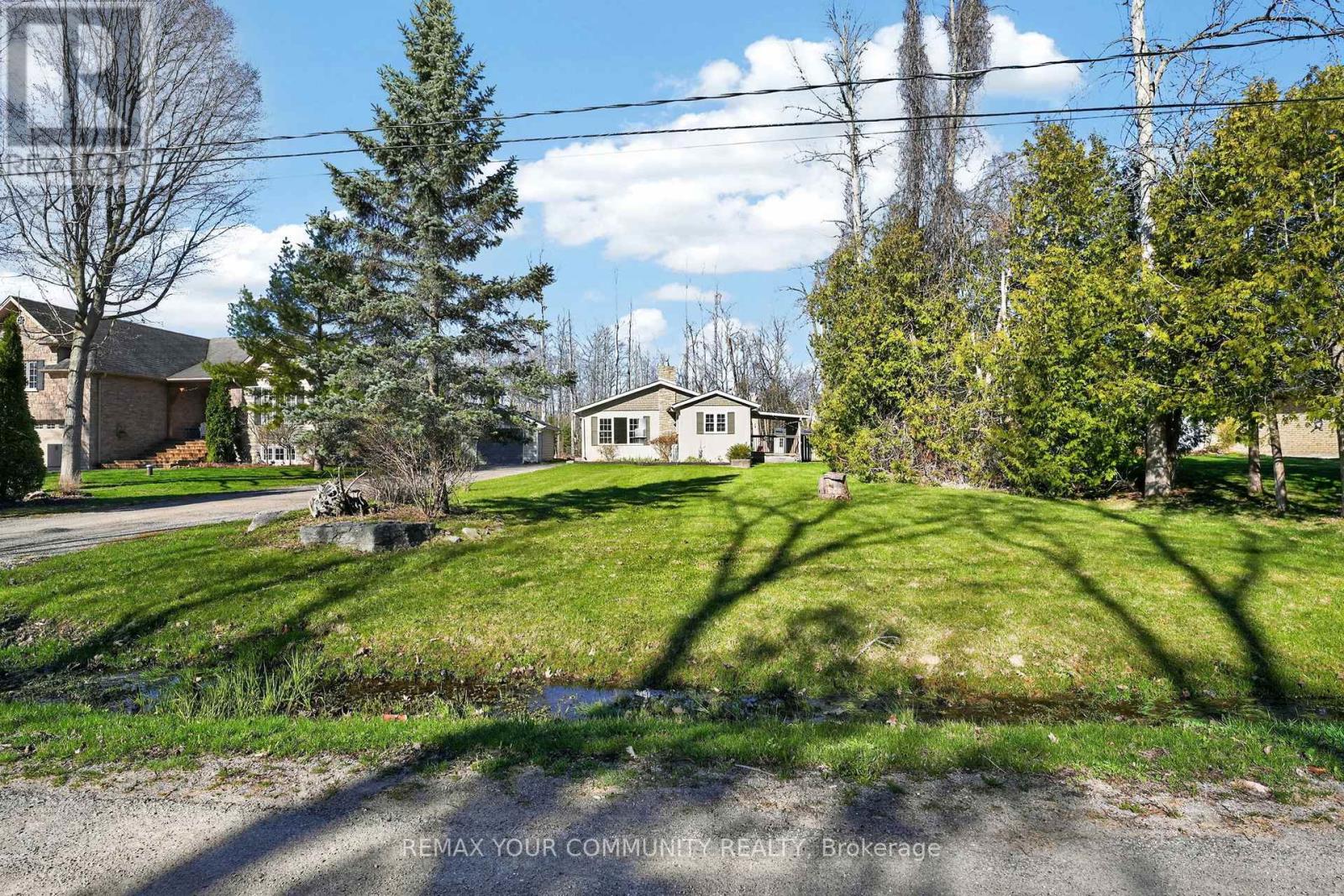 3816 30th Side Road, Innisfil, Ontario  L9S 2Y4 - Photo 2 - N13054334