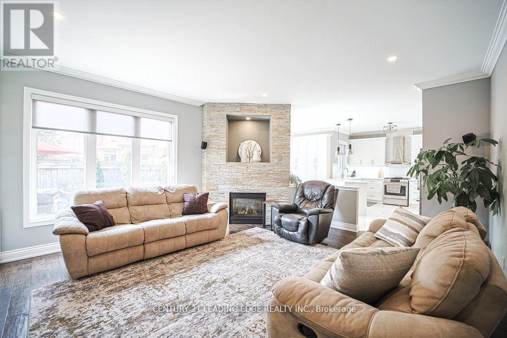 204 Ivy Jay Crescent, Aurora, Ontario  L4G 0E9 - Photo 12 - N13054346