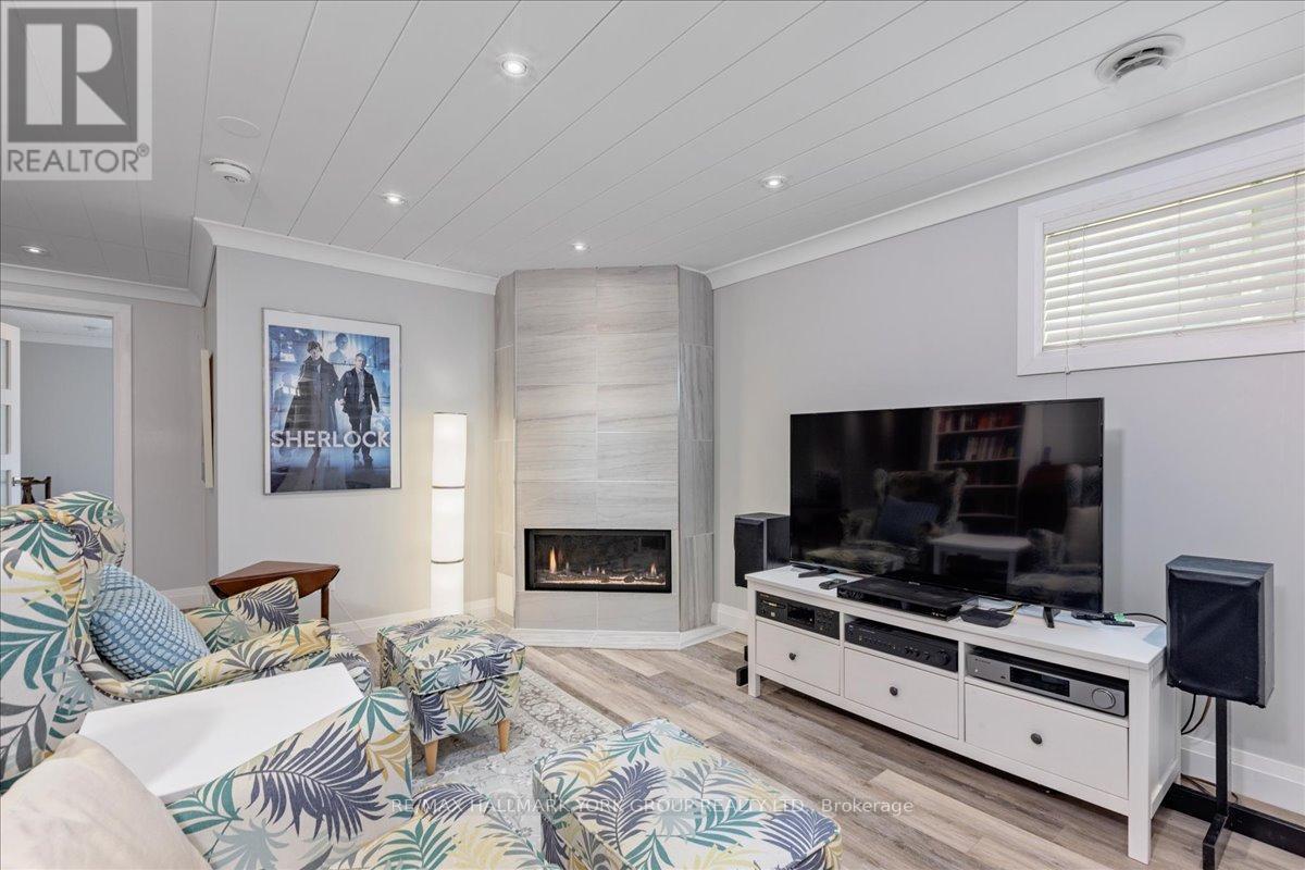 805 Poplar Avenue, Georgina, Ontario  L4P 3E9 - Photo 25 - N13054470