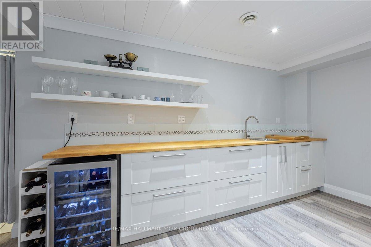 805 Poplar Avenue, Georgina, Ontario  L4P 3E9 - Photo 27 - N13054470