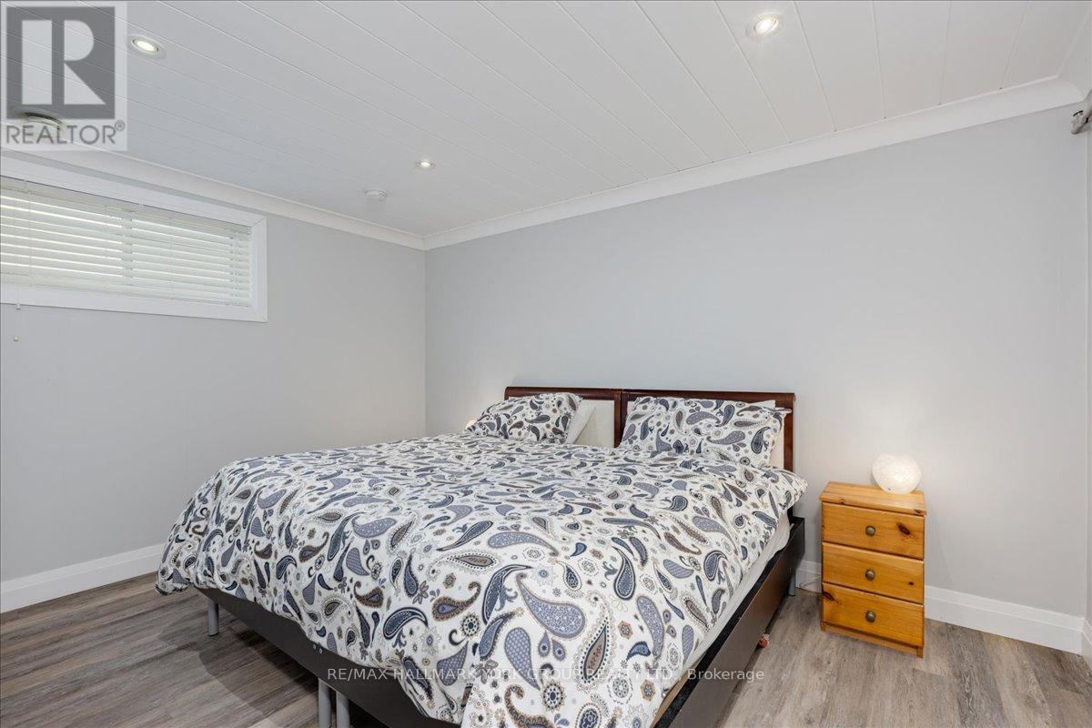 805 Poplar Avenue, Georgina, Ontario  L4P 3E9 - Photo 28 - N13054470