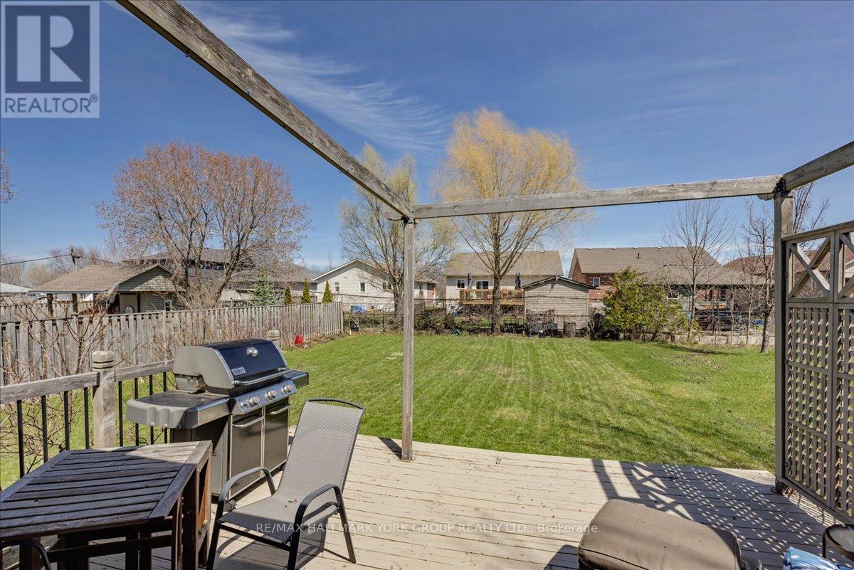 805 Poplar Avenue, Georgina, Ontario  L4P 3E9 - Photo 31 - N13054470