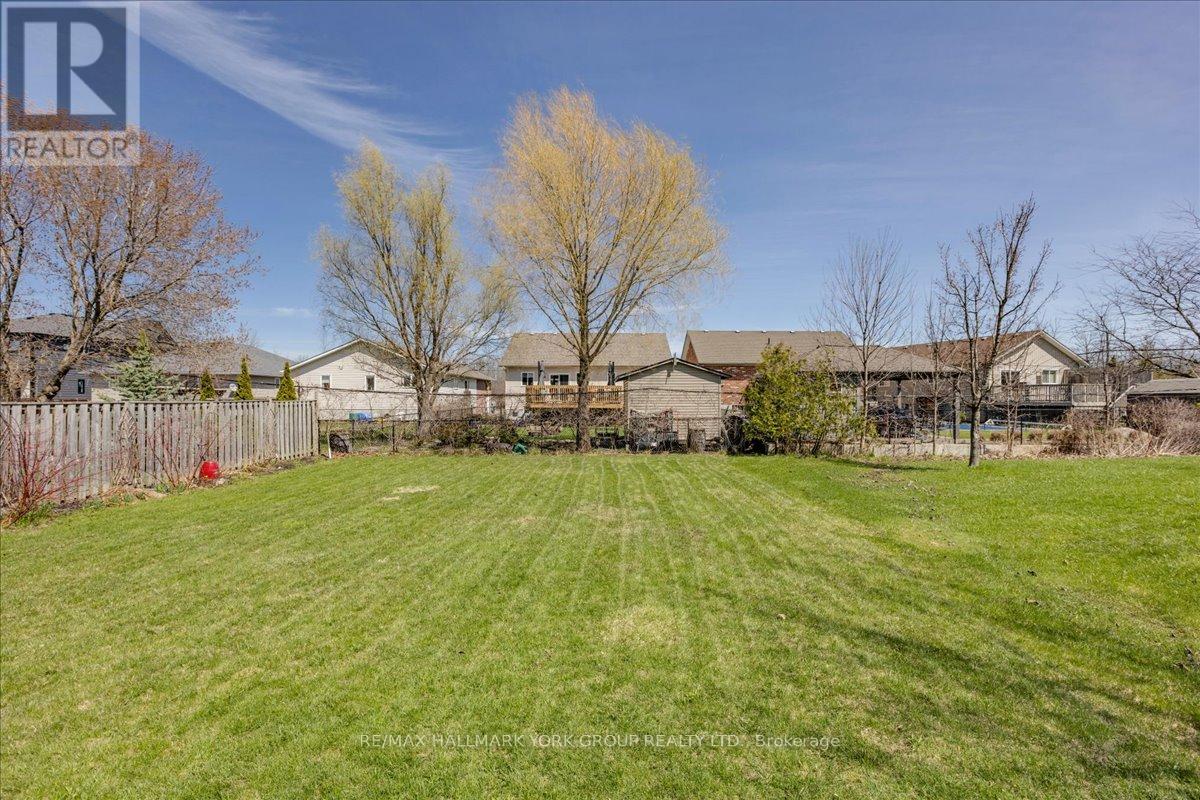 805 Poplar Avenue, Georgina, Ontario  L4P 3E9 - Photo 34 - N13054470