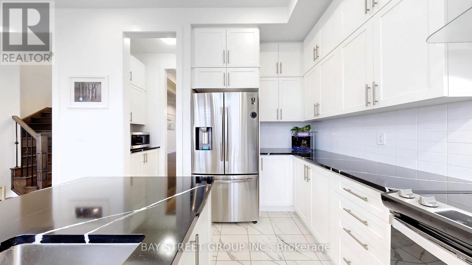 67 Marlene Johnston Drive, East Gwillimbury, Ontario  L9N 1K3 - Photo 12 - N13054478