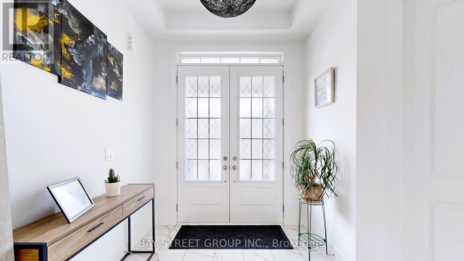 67 Marlene Johnston Drive, East Gwillimbury, Ontario  L9N 1K3 - Photo 3 - N13054478