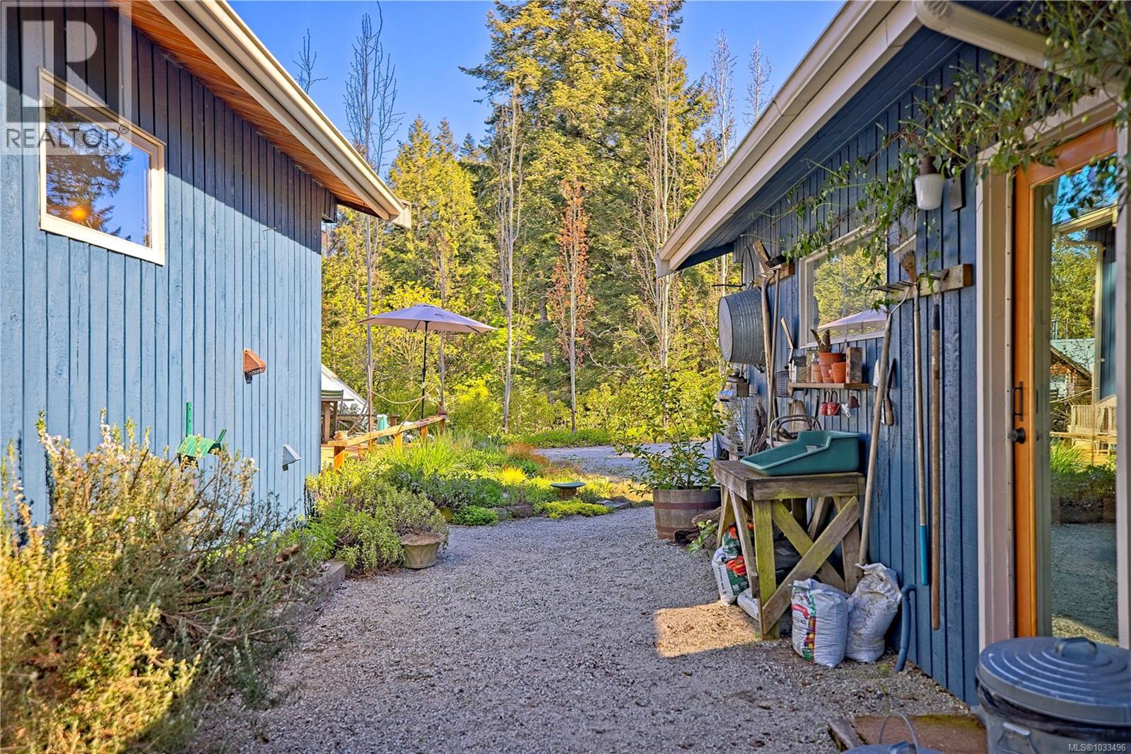 1607 North Beach Rd, Salt Spring, British Columbia  V8K 1A8 - Photo 54 - 1033496