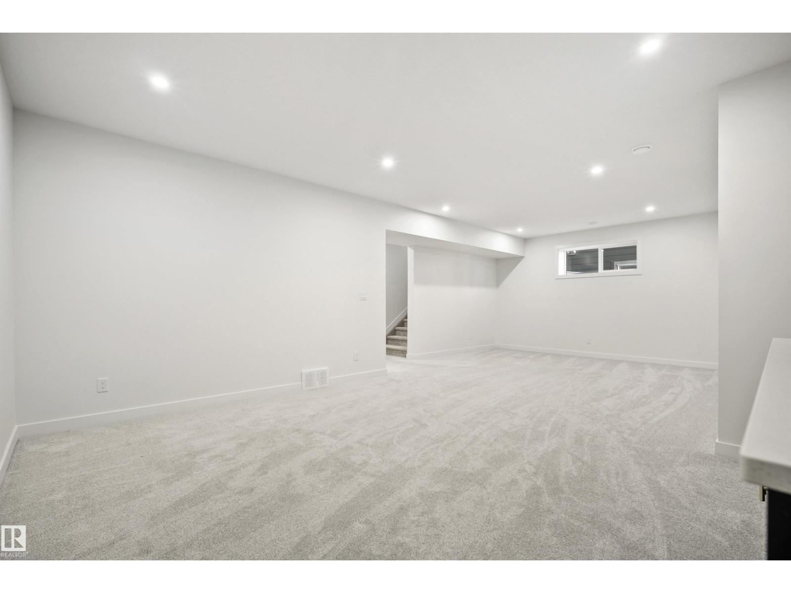 1538 Howes Pl Sw, Edmonton, Alberta  T6W 5B9 - Photo 45 - E4473290