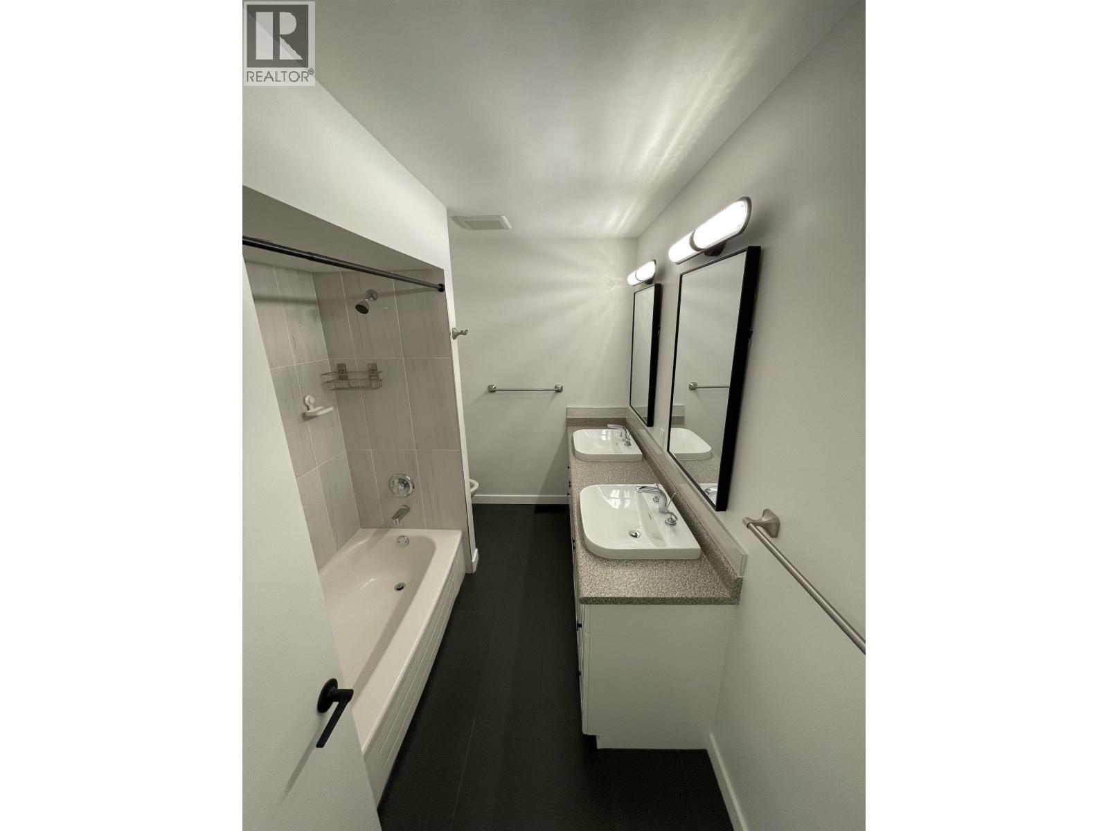 1570 Sperling Avenue, Burnaby, British Columbia  V5B 4J9 - Photo 10 - C8078284