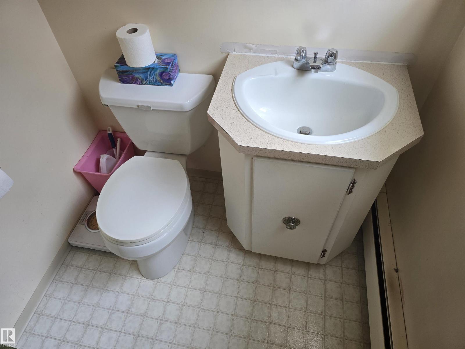 3415 81 St Nw, Edmonton, Alberta  T6K 0G3 - Photo 19 - E4484510