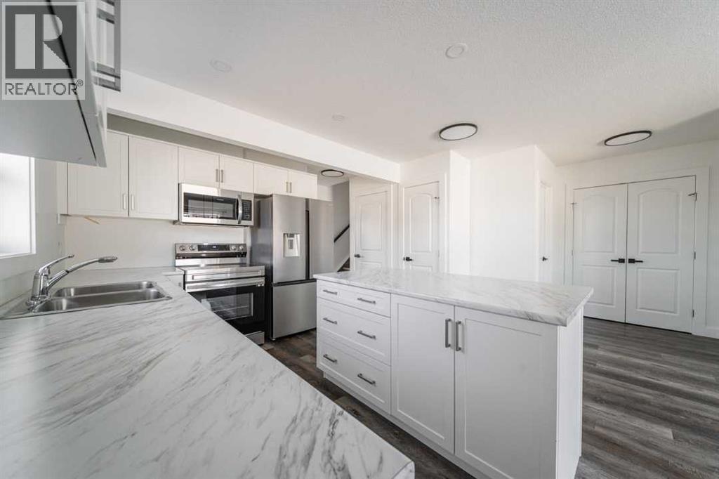 213 Athabasca Avenue, Fort Mcmurray, Alberta  T9J 1G3 - Photo 9 - A2304719