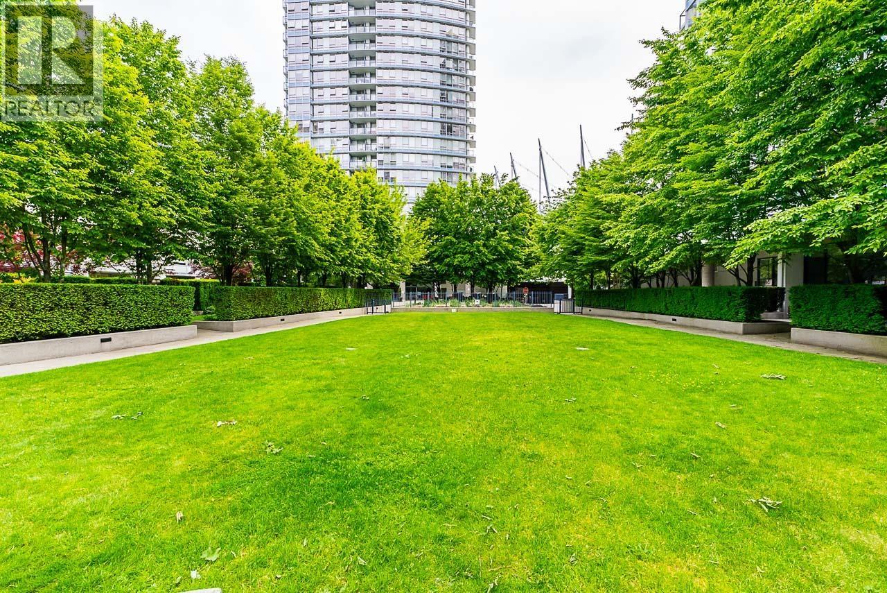 938 Beatty Street, Vancouver, British Columbia  V6Z 3G6 - Photo 40 - R3116615