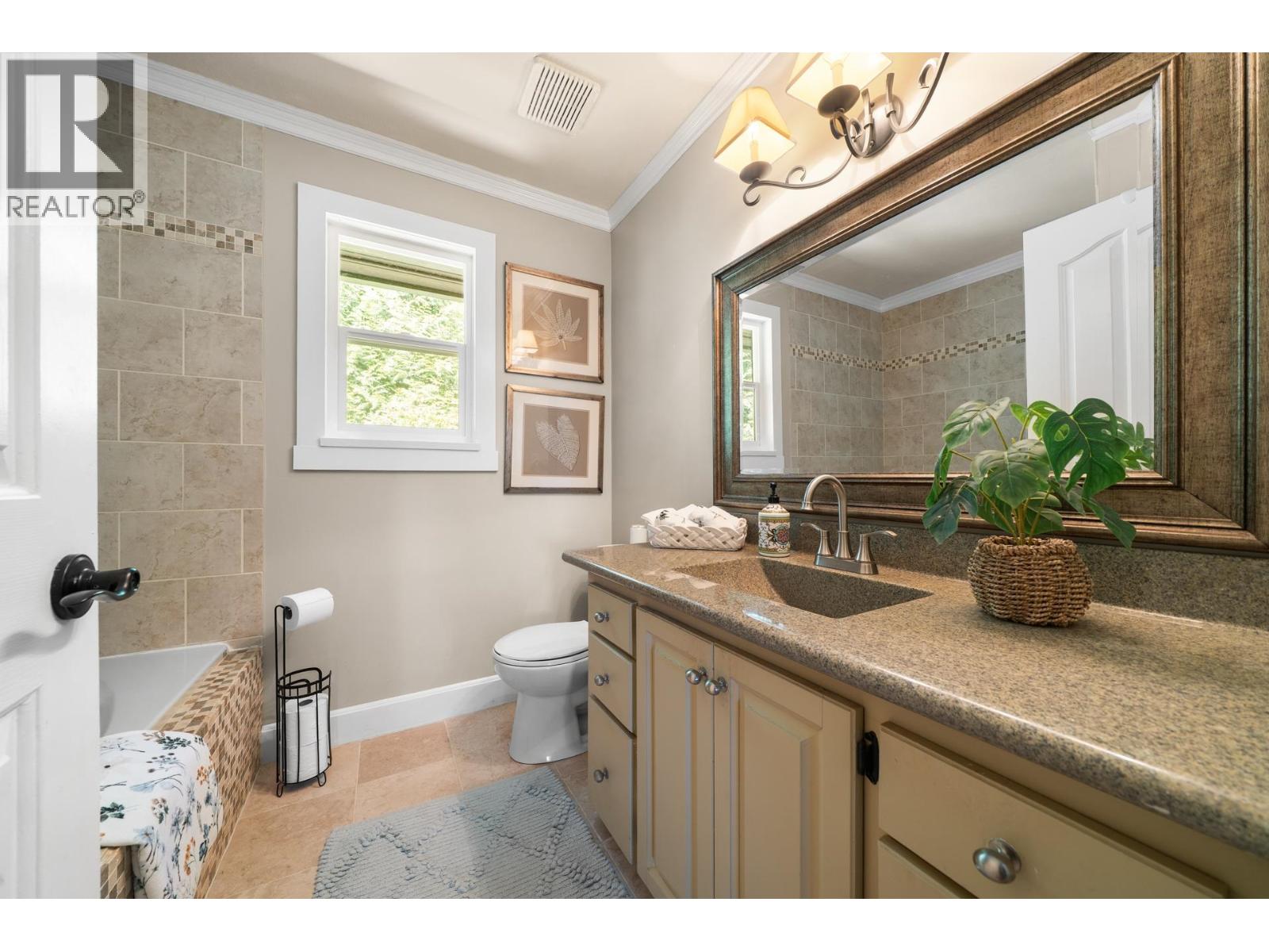 27724 Arbutus Place, Maple Ridge, British Columbia  V2W 1N4 - Photo 22 - R3116705