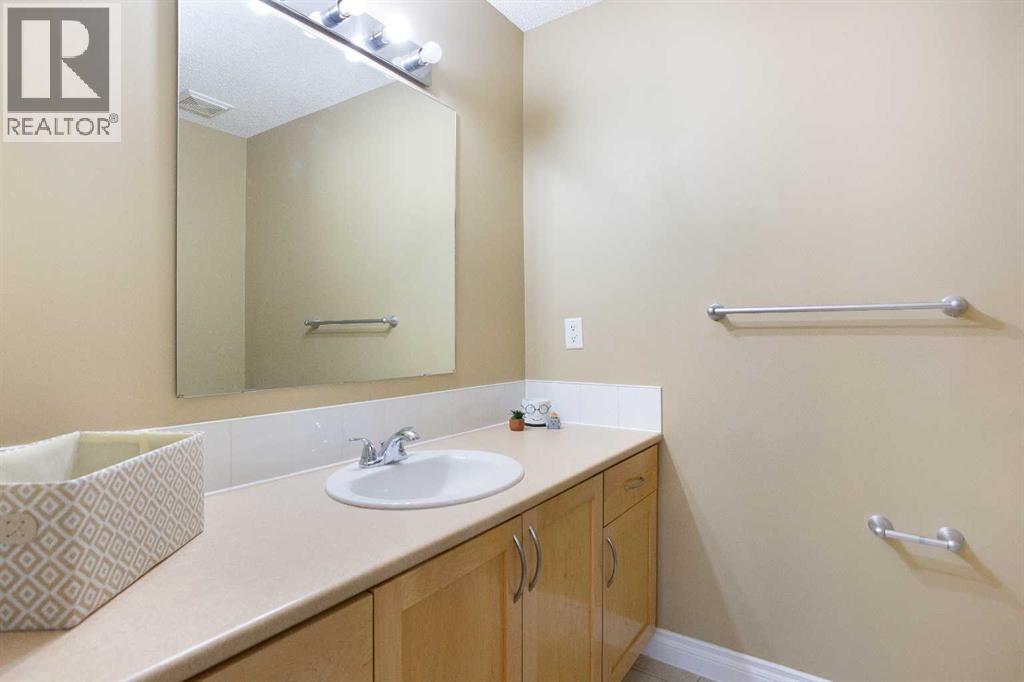 120 Cedarwood Lane Sw, Calgary, Alberta  T2W 6J3 - Photo 14 - A2286971