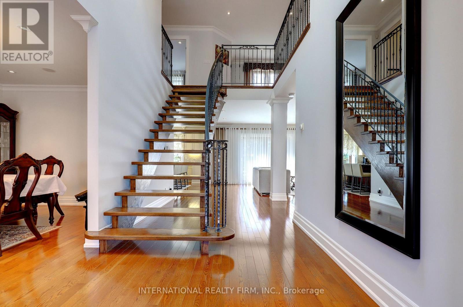 3496 Burningoak Crescent, Mississauga, Ontario  L4Y 3L5 - Photo 18 - W13054342