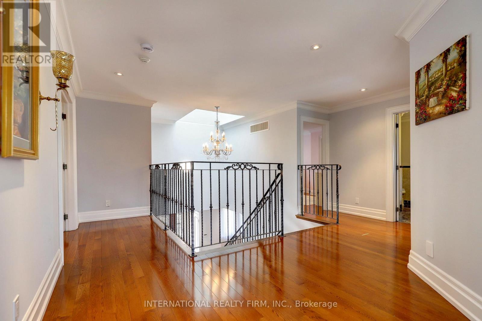 3496 Burningoak Crescent, Mississauga, Ontario  L4Y 3L5 - Photo 20 - W13054342