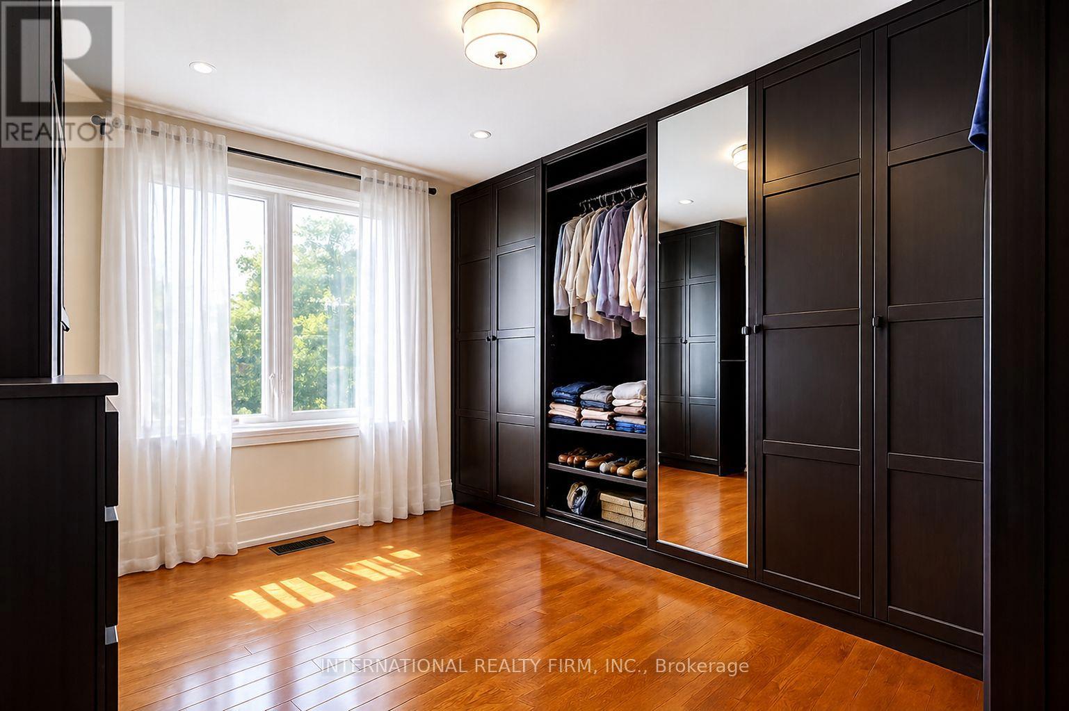 3496 Burningoak Crescent, Mississauga, Ontario  L4Y 3L5 - Photo 26 - W13054342