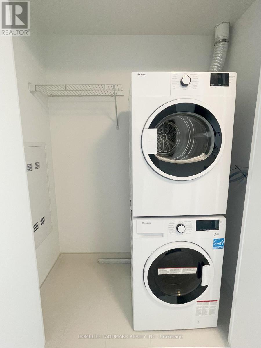 2812 - 3900 Confederation Parkway, Mississauga, Ontario  L5B 0M3 - Photo 8 - W13054376