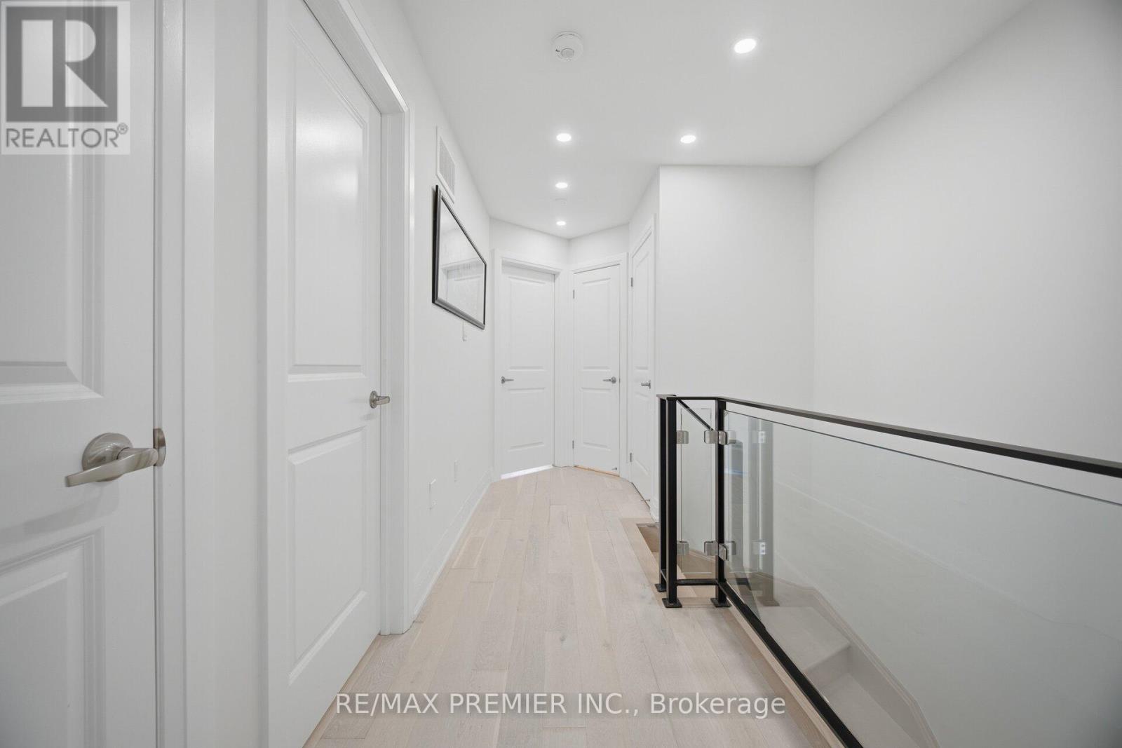 43 Wild Rose Gdns, Toronto, Ontario  M6L 0A5 - Photo 29 - W13054380