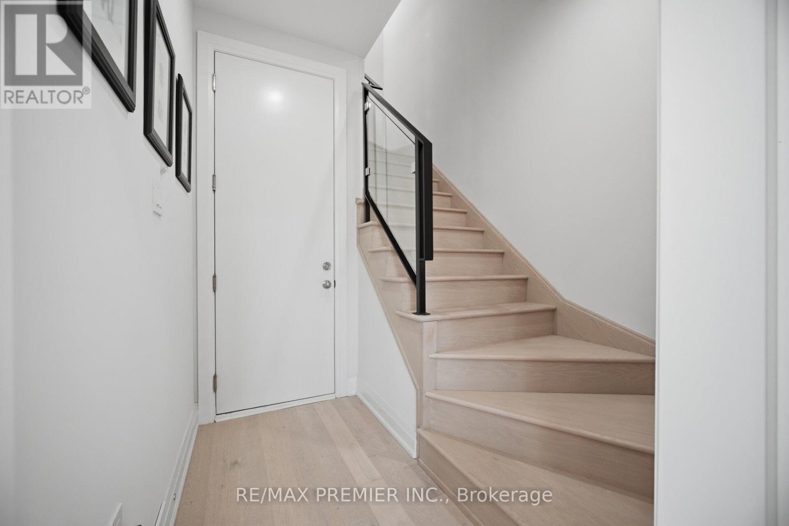 43 Wild Rose Gdns, Toronto, Ontario  M6L 0A5 - Photo 36 - W13054380