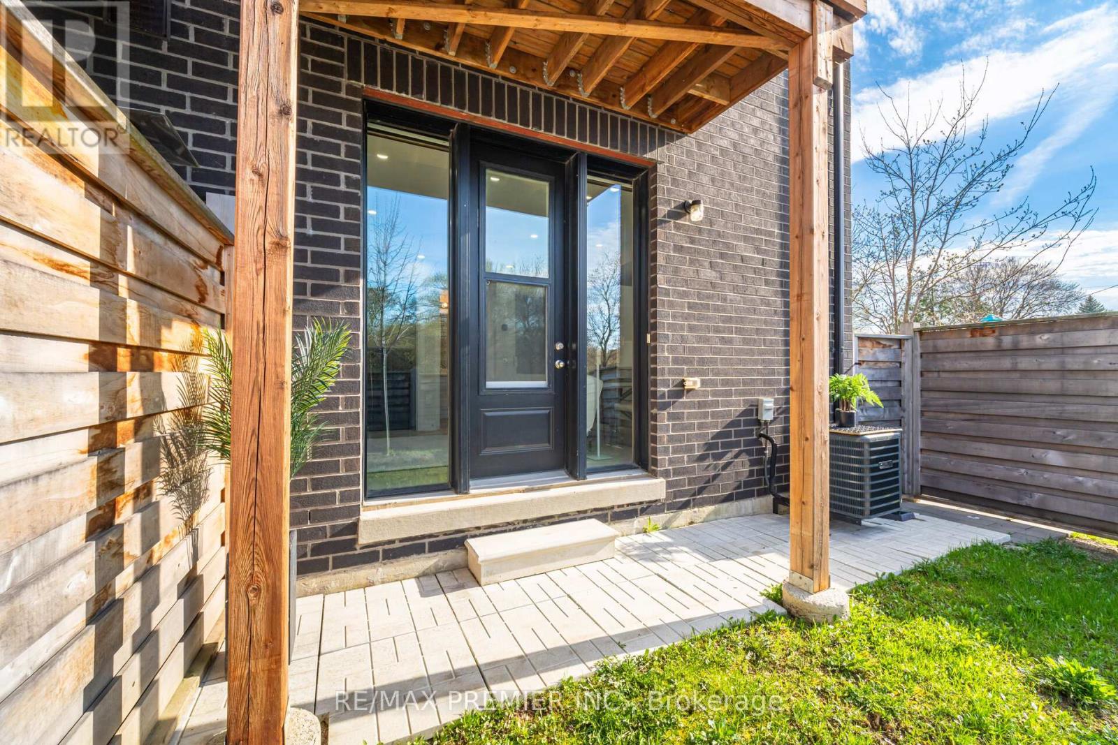 43 Wild Rose Gdns, Toronto, Ontario  M6L 0A5 - Photo 47 - W13054380